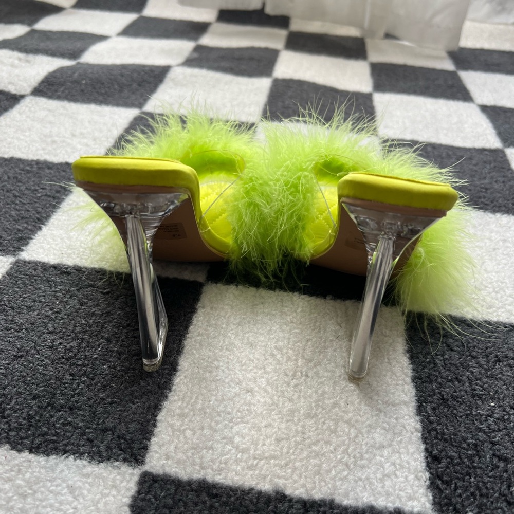 SOLD ON DEPOP Vintage Boudoir Style Feather Heels - Picture 8 of 8